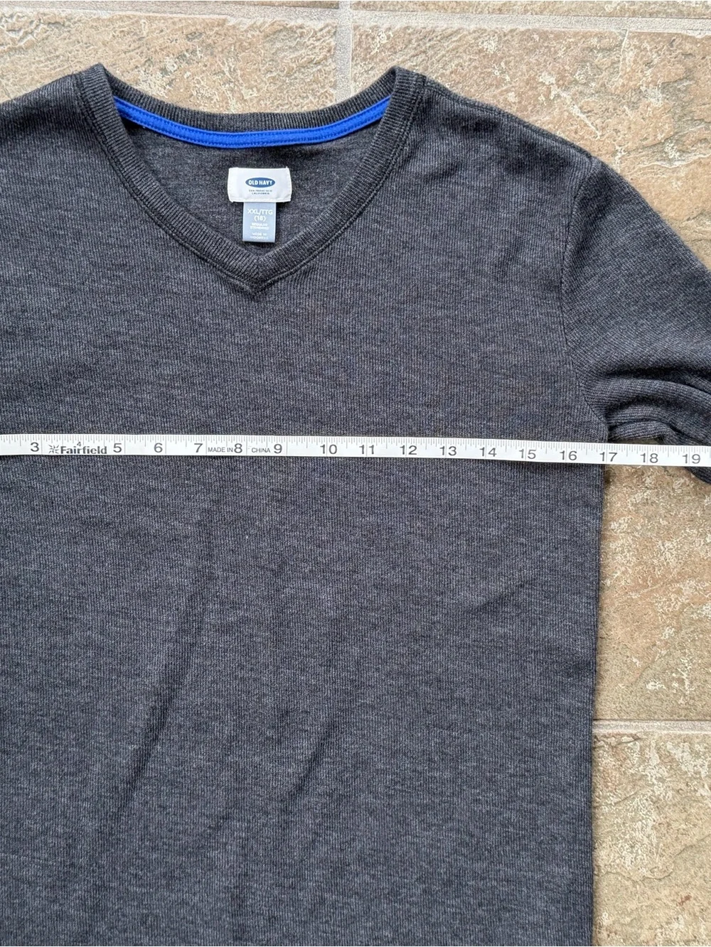 Boy’s Old Navy Charcoal V-Neck Sweater — Timeless Everyday Knit XXL 18